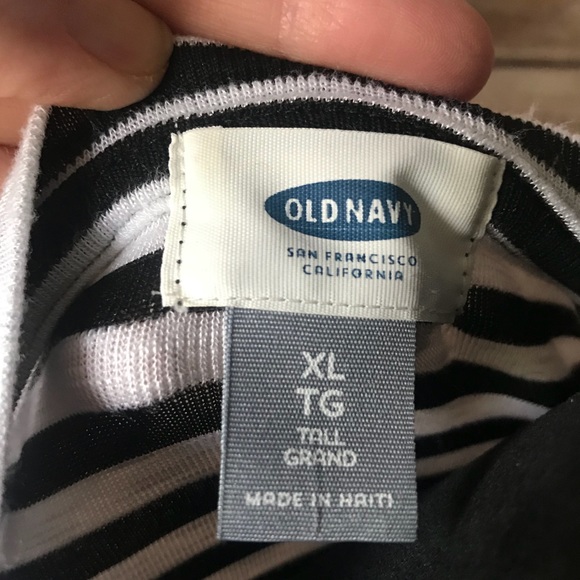 Old Navy tunic - great over leggings! - Picture 3 of 3